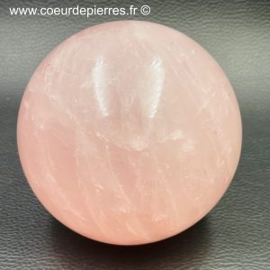 Sphère en quartz rose de Madagascar 1,375 kg (Réf sqr13)