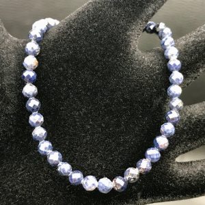 Bracelet en Saphir bleue de Madagascar « perles facettés de 4 mm »