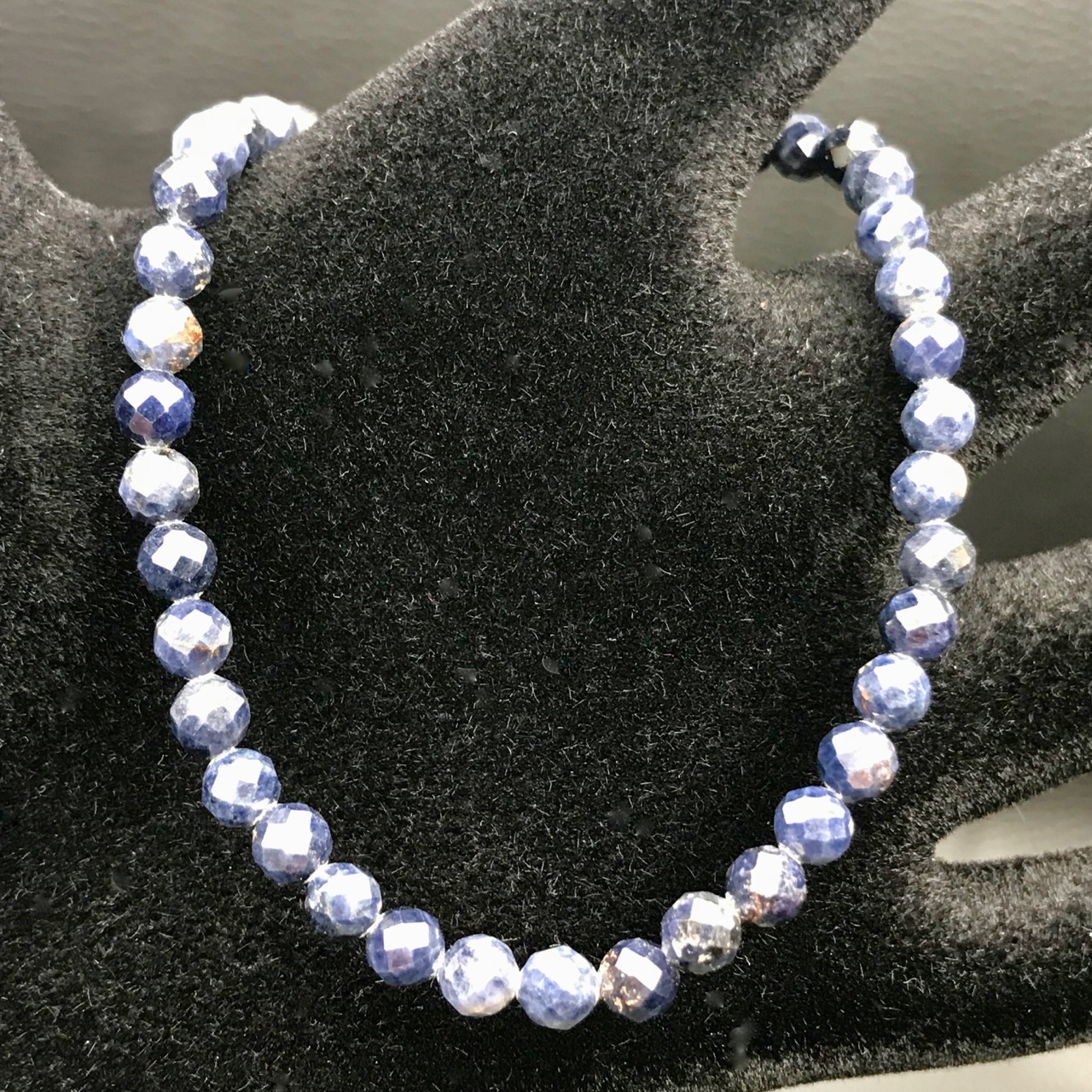 New Natural 3 rangées 2X4mm à Facettes Bleu Foncé Saphir Perles Collier AAA