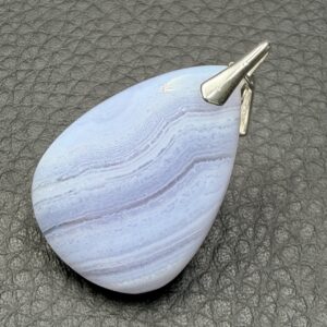 Pendentif en Calcédoine