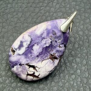 Pendentif en jaspe tiffany