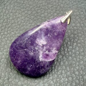 Pendentif en Lepidolite