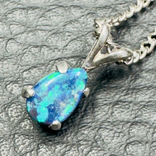 Pendentif en Opale Bouler d'Australie de 6 carats (réf po99) – Image 3