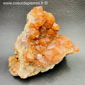 Druse de quartz hematoïde du Puy de Dôme, France (réf dqh8)