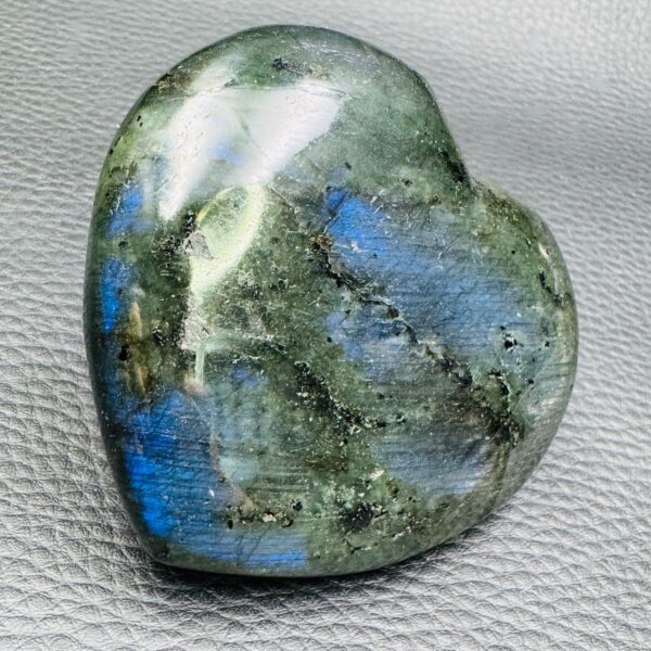 Coeur Labradorite de Madagascar (réf ol5) – Image 4