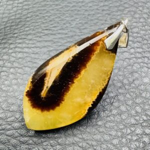 Pendentif en Septaria