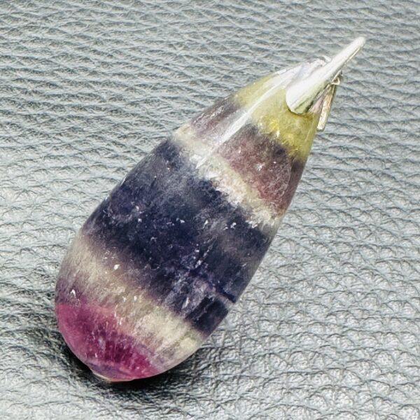 Pendentif en Fluorite Arc en Ciel (réf f26) – Image 2