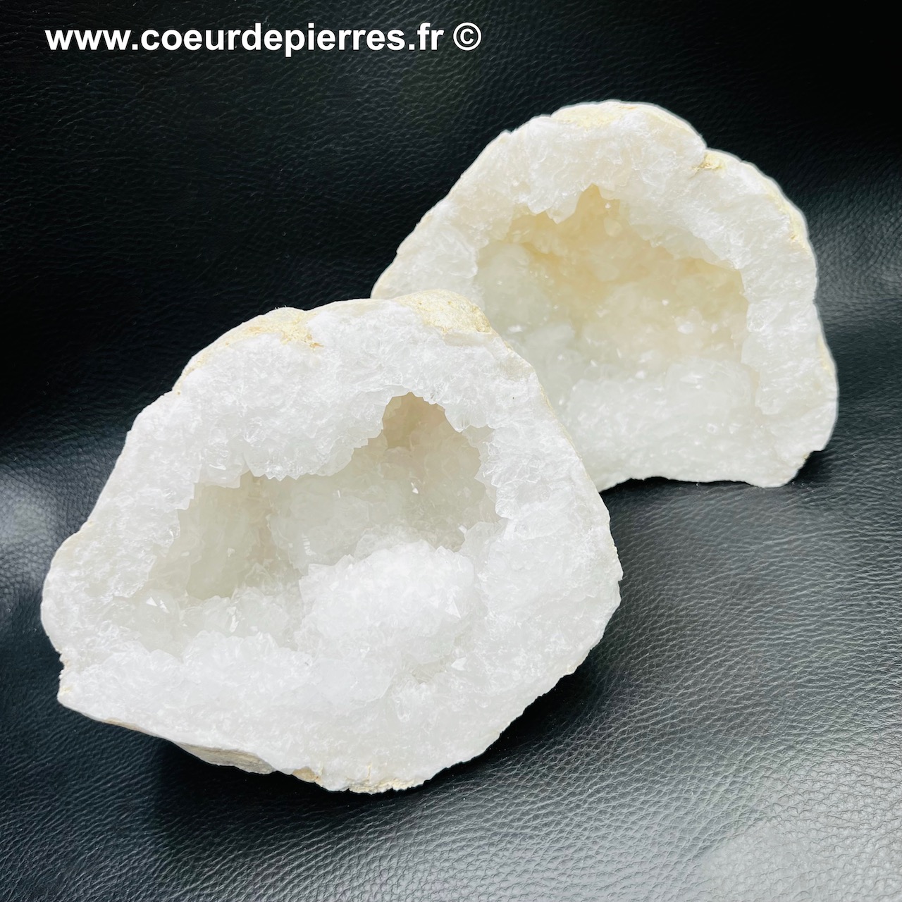 Géode de cristal de roche 2,531 kg du Maroc (réf gcr21)