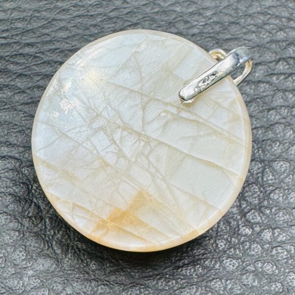 Pendentif en Pierre de Lune de Madagascar (réf ppl5) – Image 3