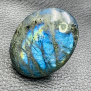 Galet de Labradorite