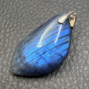 Pendentif en Labradorite Bleu Abyssal
