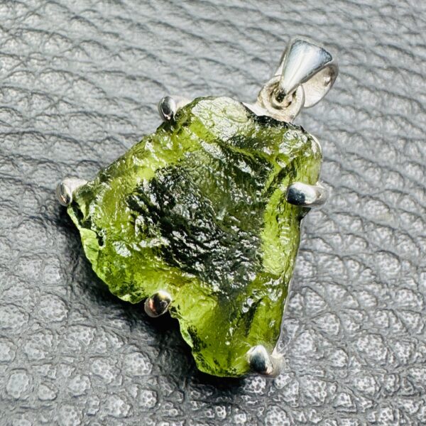 Pendentif Moldavite «Chlum» de République Tchèque (réf pdm17) – Image 3
