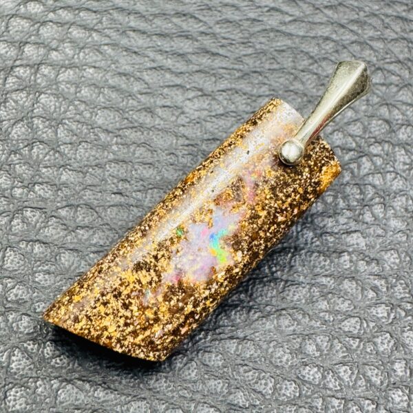 Pendentif en Opale Boulder Matrix