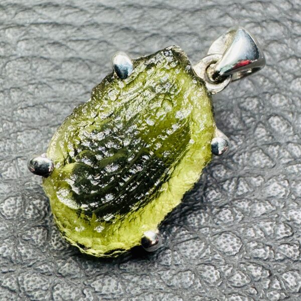 Pendentif Moldavite