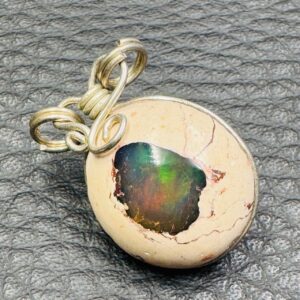 Pendentif en Opale de Feu