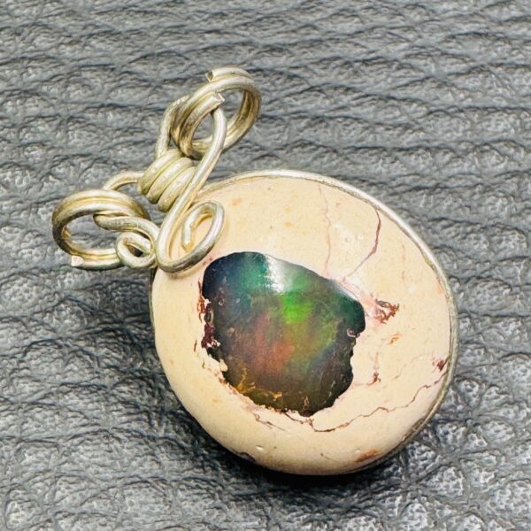 Pendentif en Opale de Feu