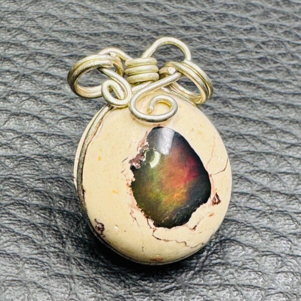 Pendentif en Opale de Feu