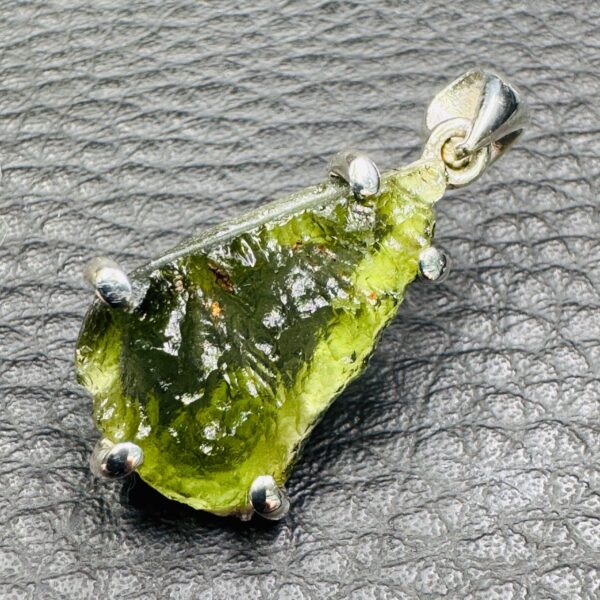 Pendentif Moldavite « Chlum » de République Tchèque (réf pdm6) – Image 2