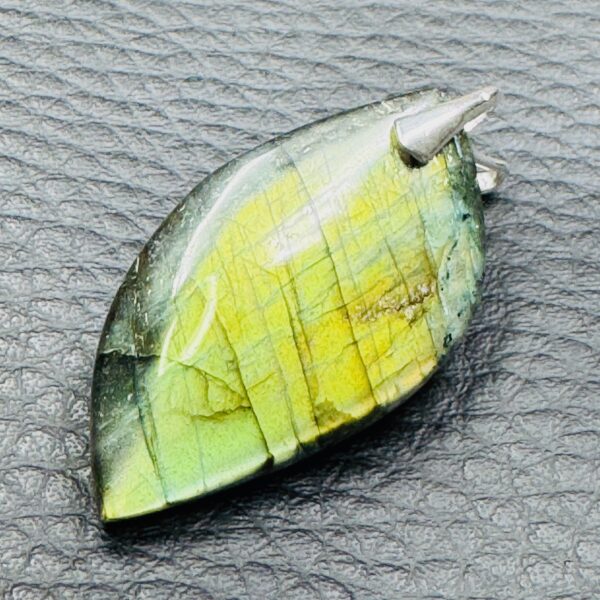Pendentif Labradorite Verte
