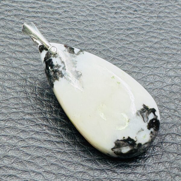 Pendentif en jaspe zèbre de Madagascar (réf jz4) – Image 2