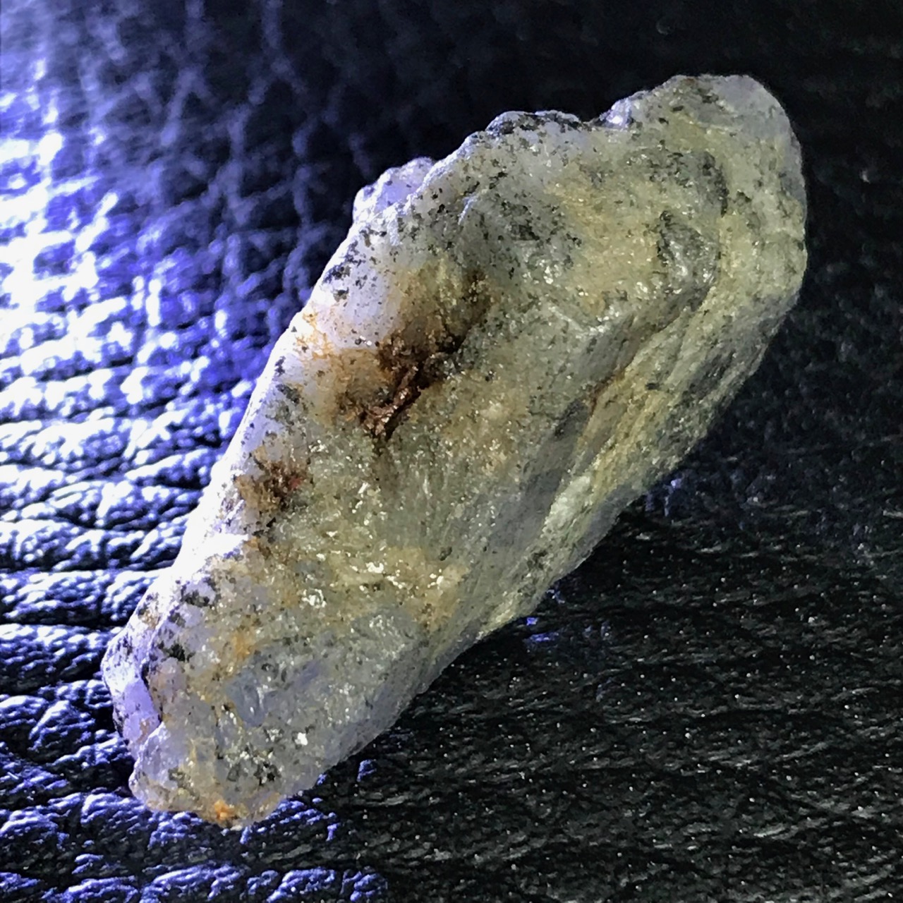 Tanzanite naturelle brute, non traitée/non chauffée, 720