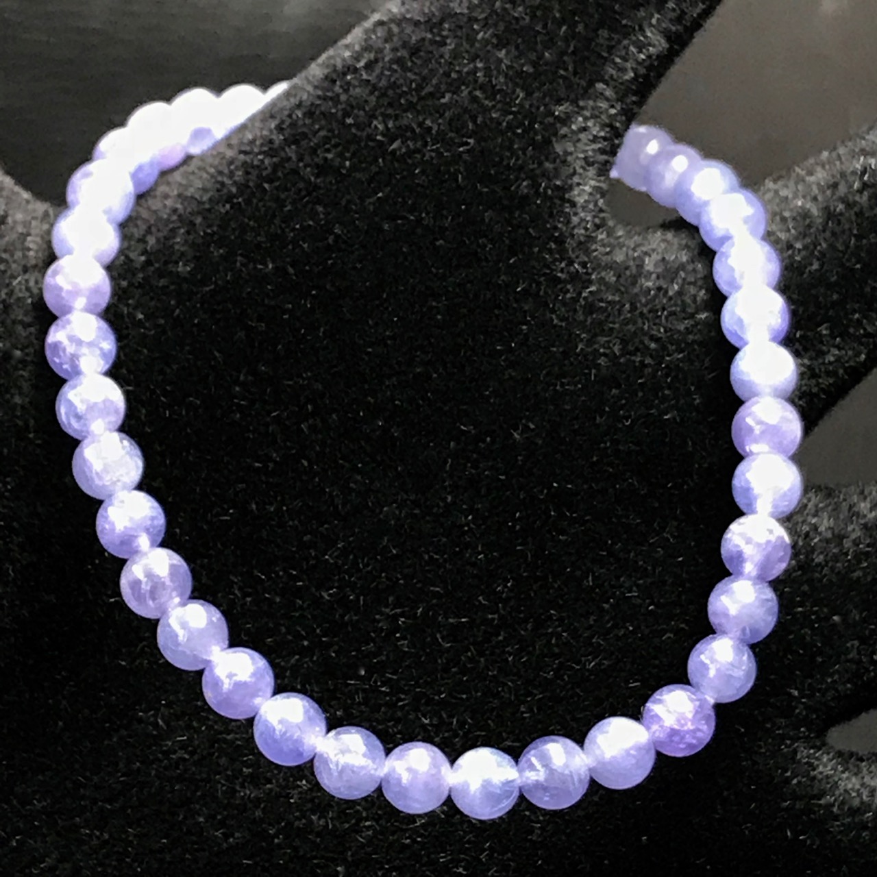 Bracelet en tanzanite de Tanzanie “perles de 4 mm”