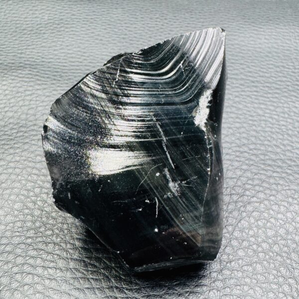 Obsidienne Noire brute "larme d'apache" du Mexique (réf ob5) – Image 3