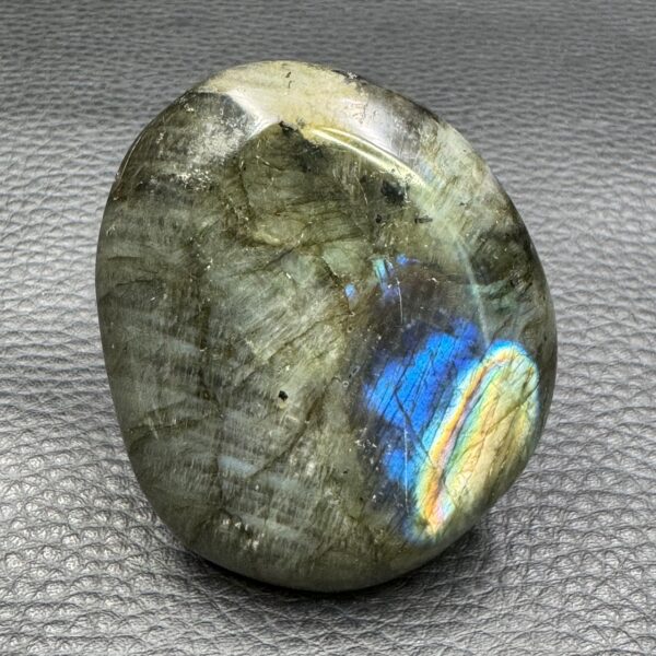 Galet de Labradorite (réf gl71) – Image 3