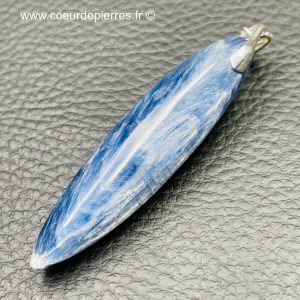 Pendentif cyanite bleue du Brésil “grand modèle” (réf cy14)