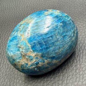 Galet Apatite Bleue