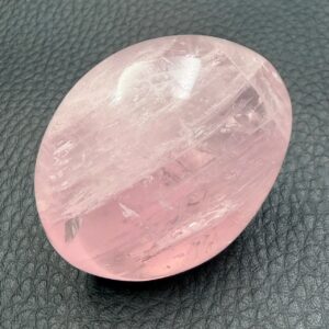 Galet en Quartz rose