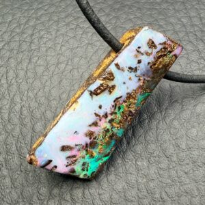 Pendentif en Opale Boulder