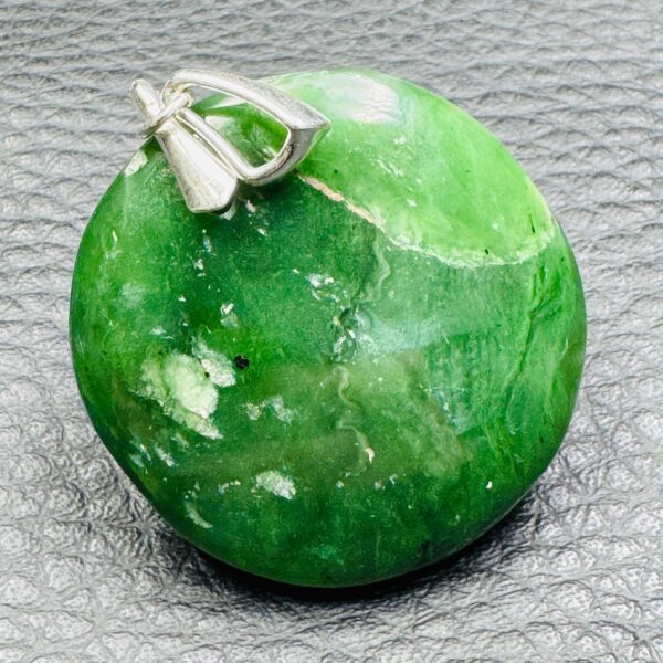 Pendentif en jade de Chine (réf pja3) – Image 3