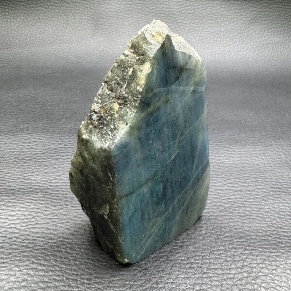 Labradorite une Face Polie (réf pbl33) – Image 3