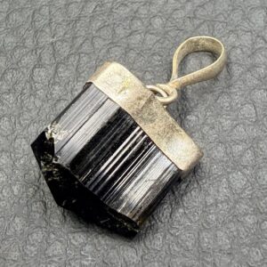 Pendentif de Tourmaline Noire