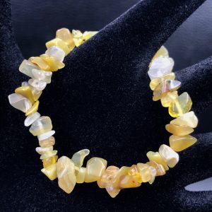 Bracelet chips en opale jaune de Madagascar
