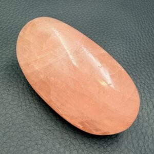 Galet en Quartz Rose