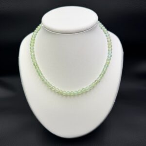 Collier en Préhnite