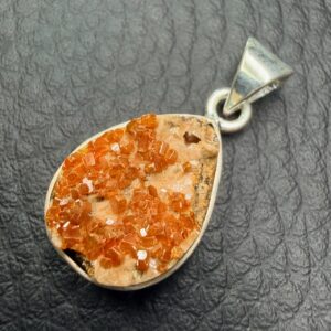Pendentif Vanadinite