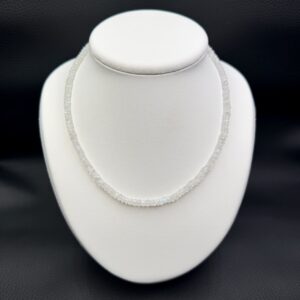 Collier en Péristerite