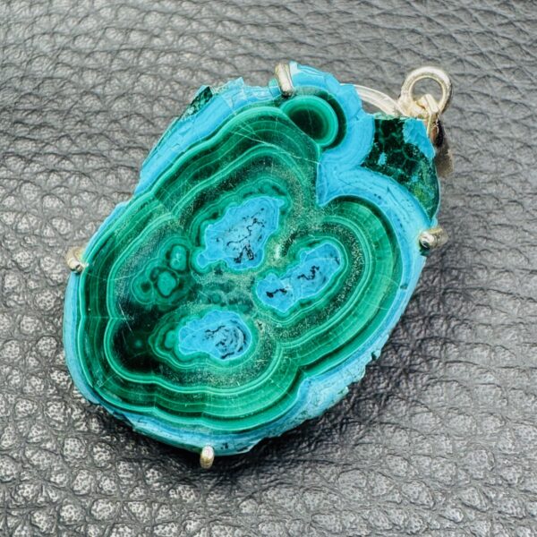 Pendentif en chrysocolle et malachite du Congo (réf c20) – Image 3