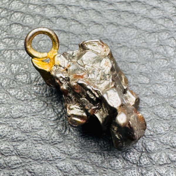 Pendentif en Météorite