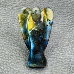 Ange en Labradorite