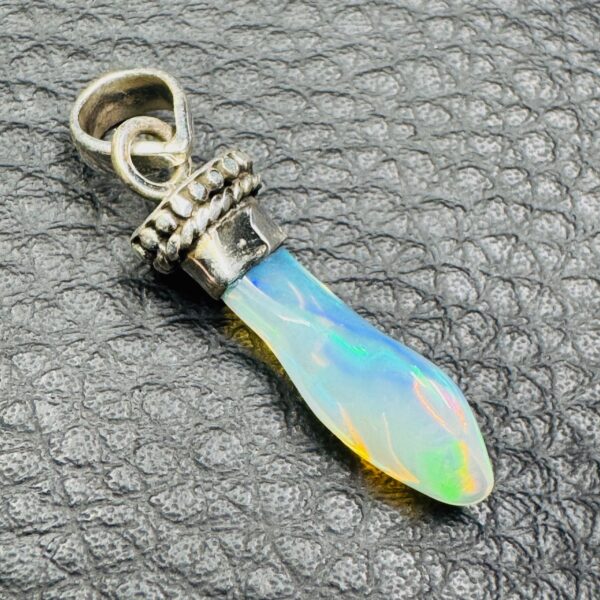 Pendentif en Opale de Welo d’Ethiopie (réf poe3) – Image 2