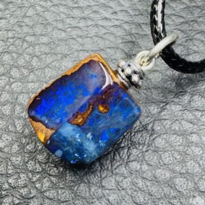 Pendentif en Opale Boulder