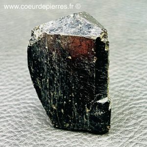 Prisme de tourmaline noire « terminé » de Chine (réf t15)