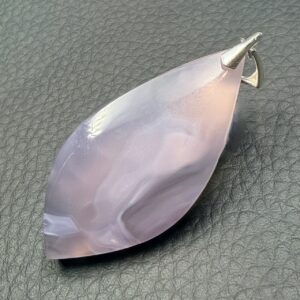 Pendentif en Calcédoine Raisin