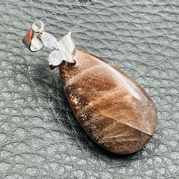Pendentif en Pierre Soleil Noire de Tasmanie (réf ps6) – Image 2