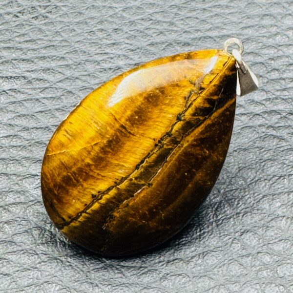 Pendentif Oeil de Tigre