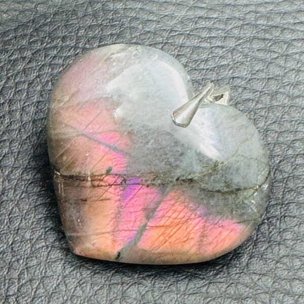 Pendentif Labradorite Violette, Spectrolite de Madagascar (réf lps13) – Image 4